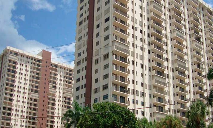 Summit Towers Condominiums